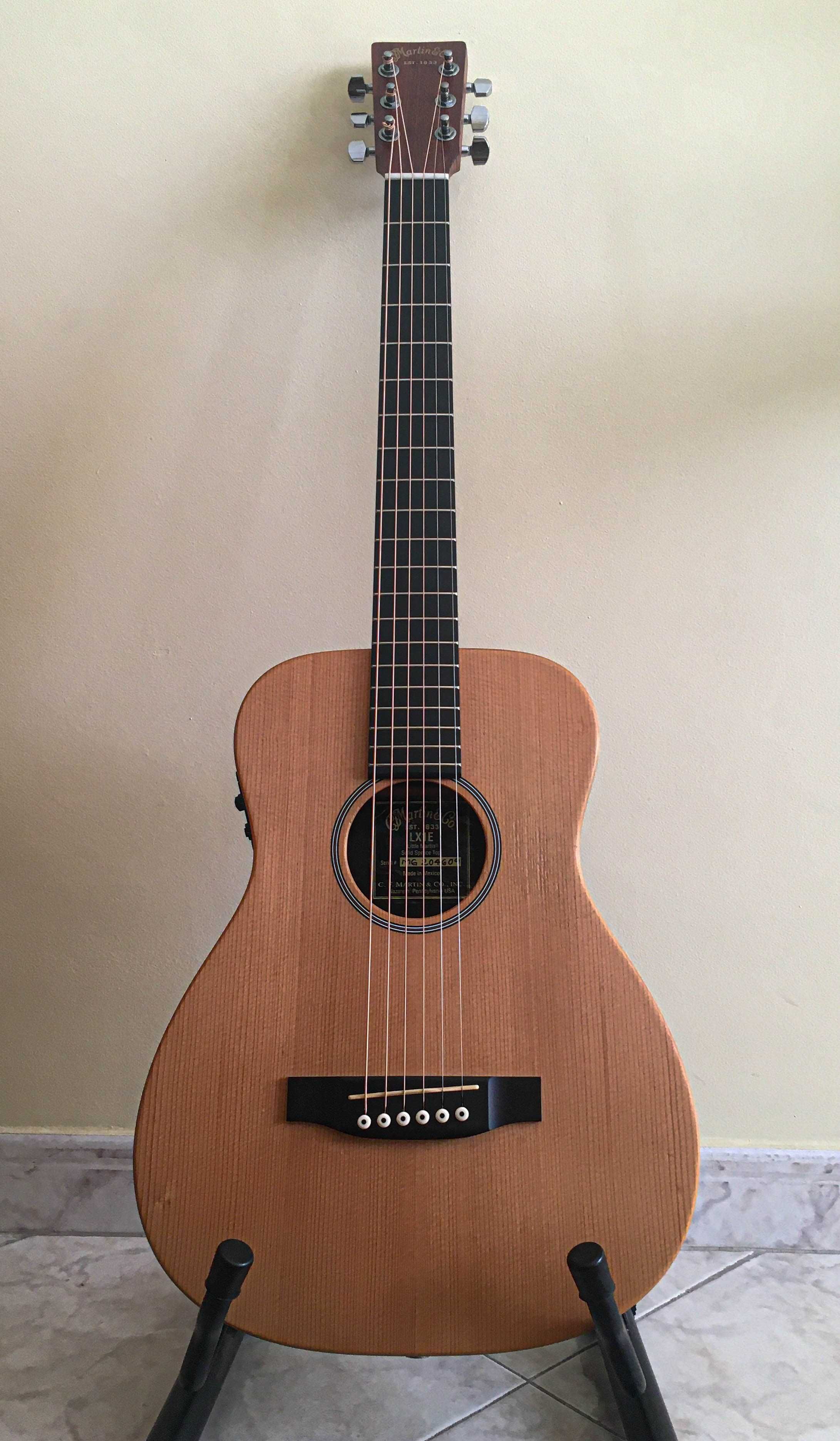 Guitarra Eletro-Acústica Martin LX1E + Amplificador Artec A15C