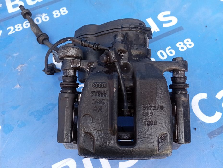 Супорт задній правий Porsche Macan 95B 2.0 Порш Макан