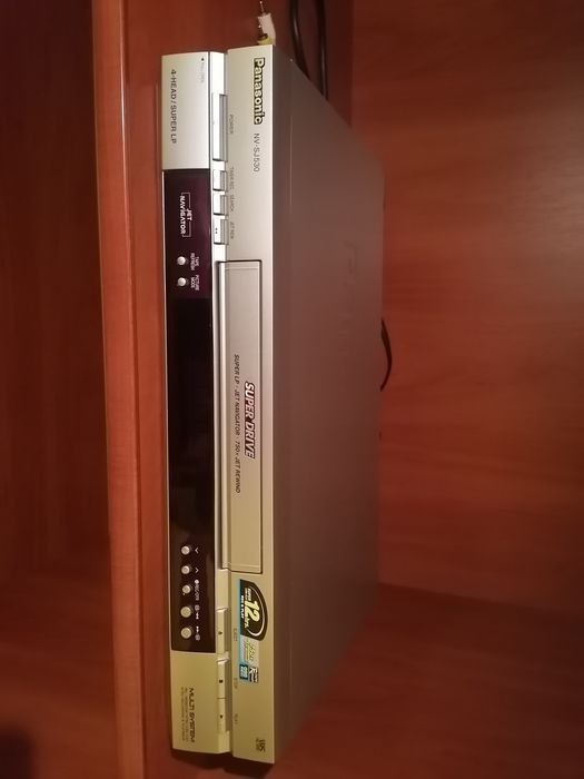 Відеомагнітоф панасонік в стані нового