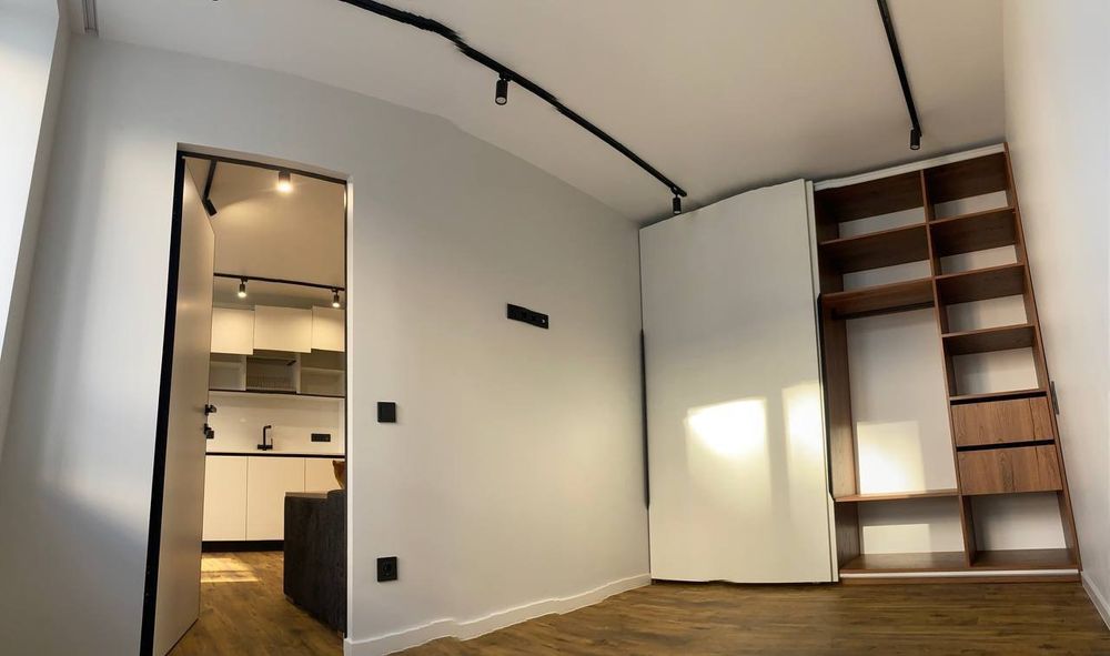 Квартира в Брамі з інвертором,ремонтом+ гараж