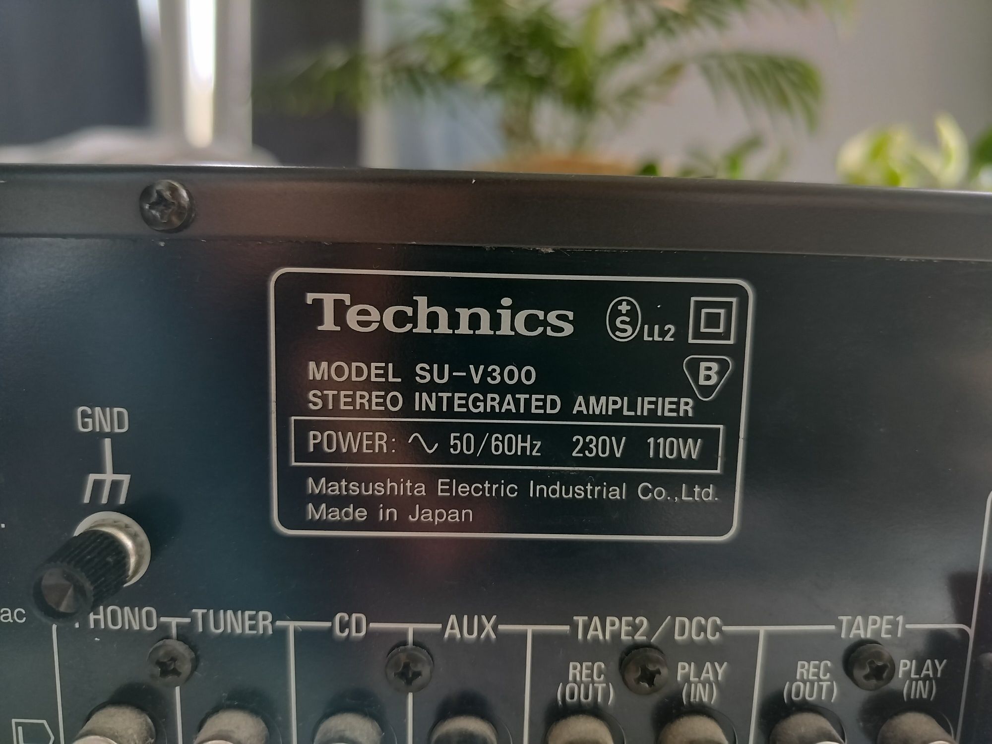 Wzmacniacz Technics SU-V300 / SU V300 Made in Japan - stan BDB