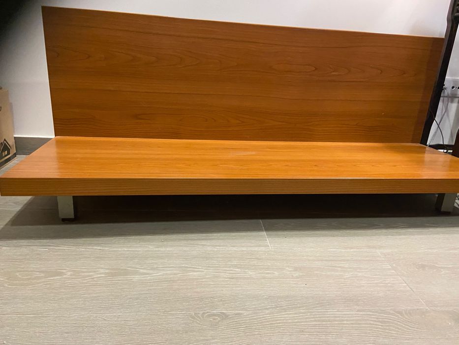 Aparador de TV Altamira em excelente estado