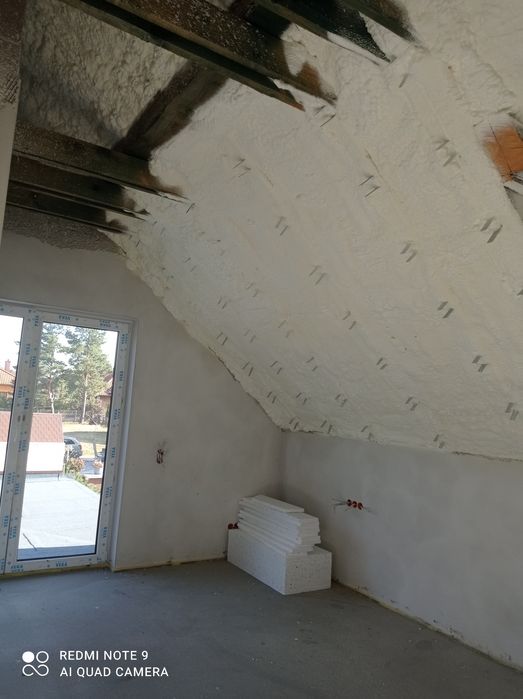 Izolacje piana pur ocieplenie  termomodernizacja