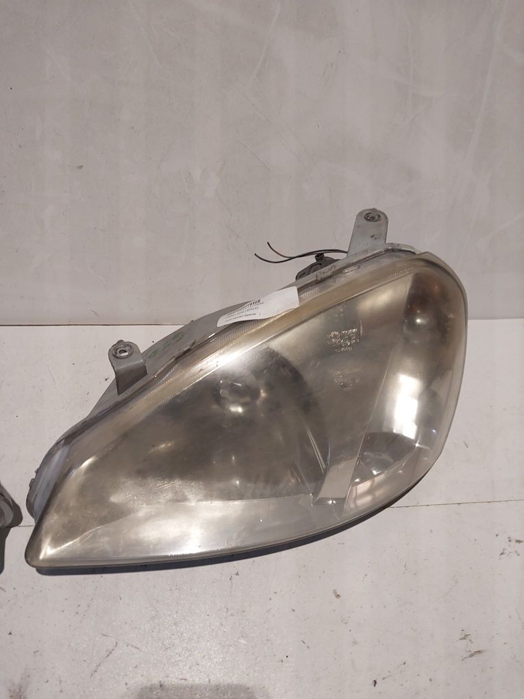 Tata Indica lampa przednia prawa lewa reflektor prawy lewy