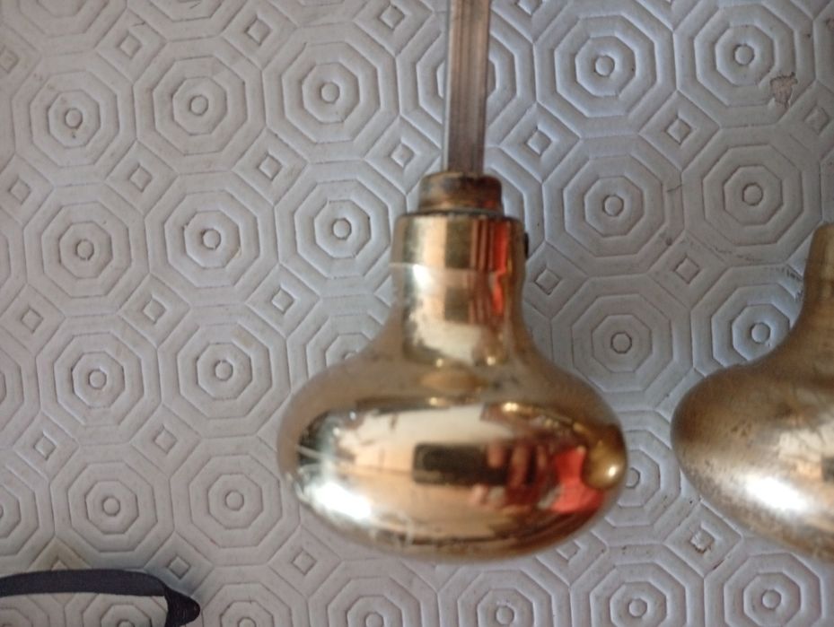 Puxadores e espelhos em latão