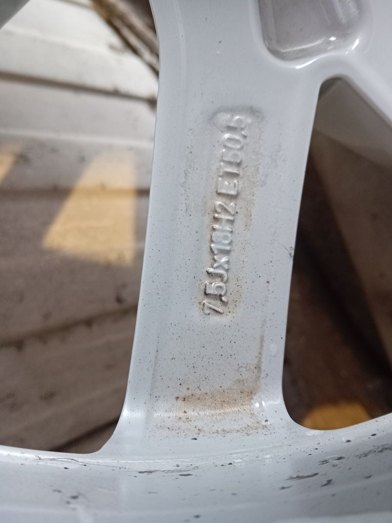 Felgi aluminiowe alufelgi volvo 5x108 18 cali xc60