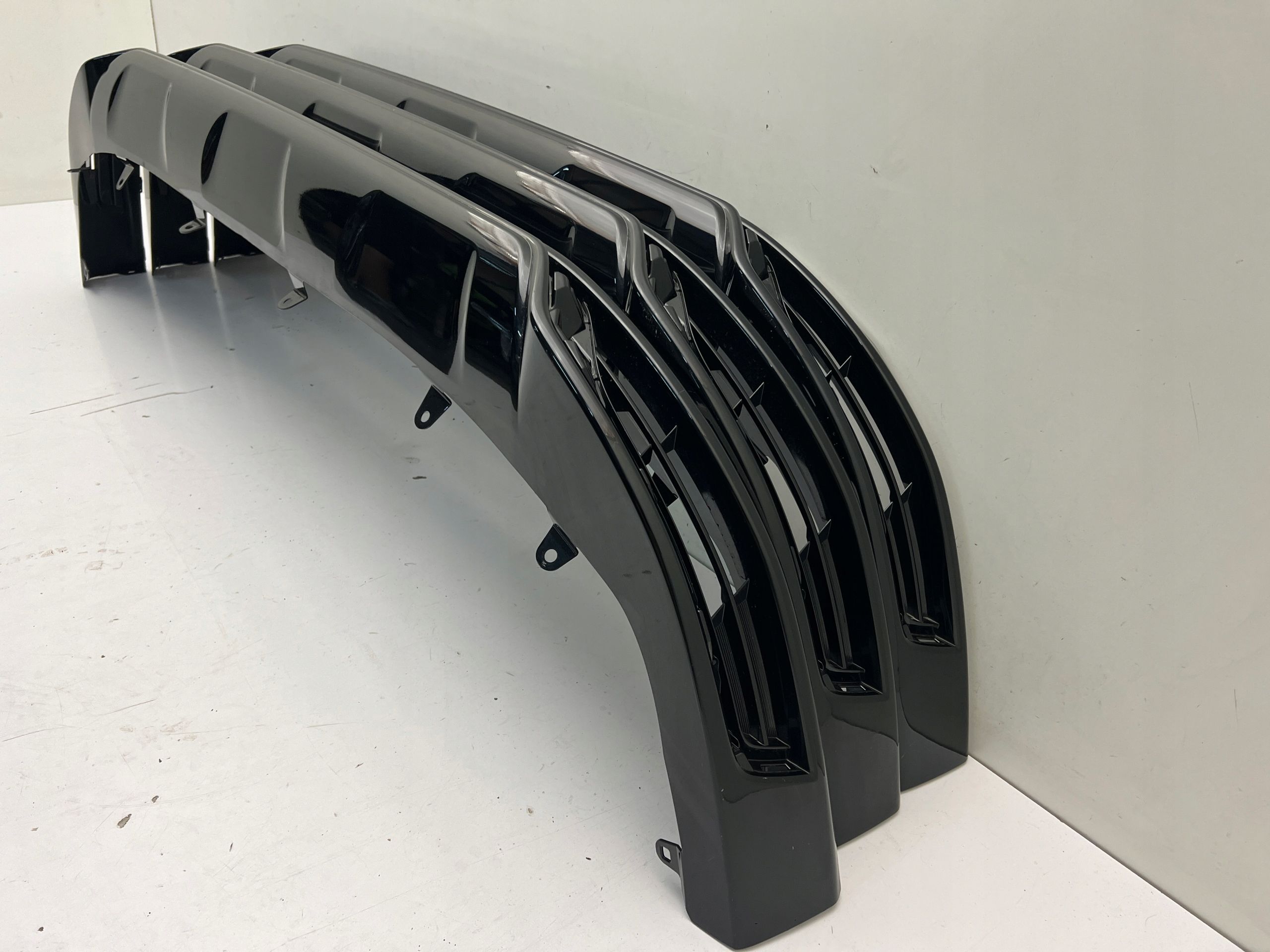 Toyoyta RAV4 V Hybrid dokładka Spoiler Zderzaka Przedniego przód N…