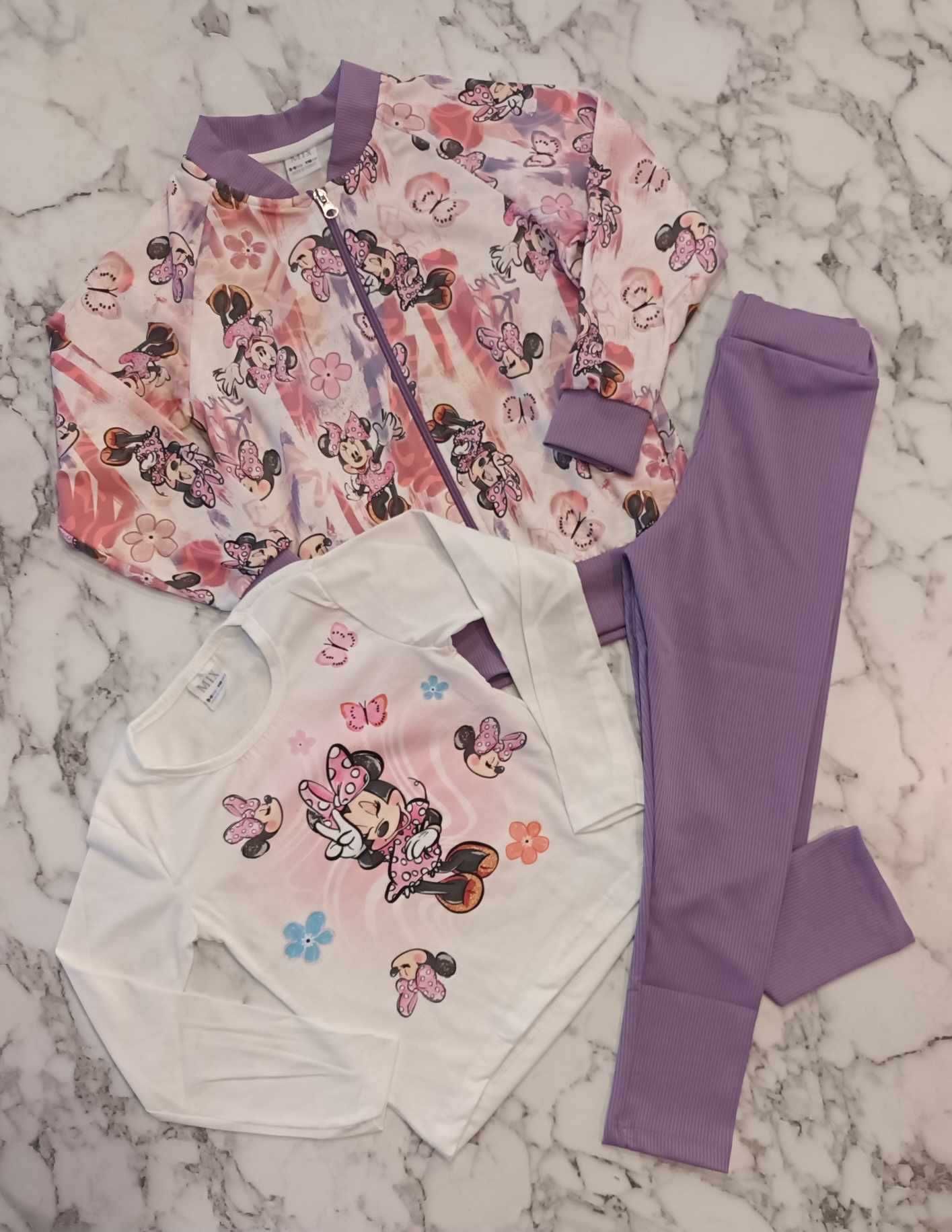 Komplet Minnie 3 częściowy bluza leginsy koszulka bawełna 122 128