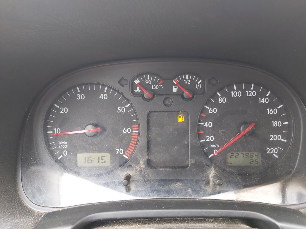 VW GOLF IV RED lpg sekwencje tania jazda 1 właściciel