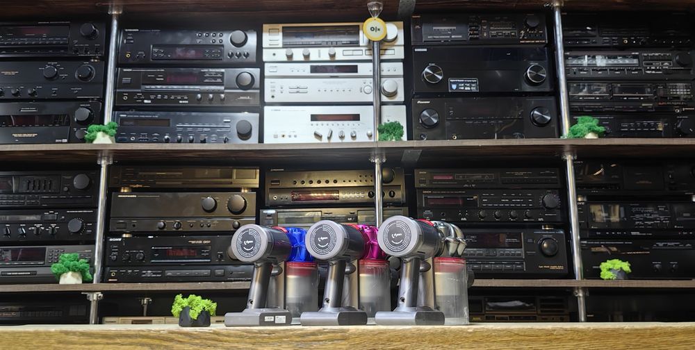 Бездротові пилосмоки Dyson V7