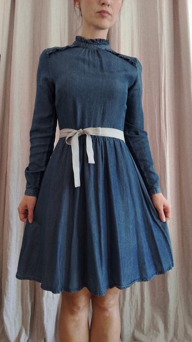 Romantyczna granatowa sukienka XS petite Oasis