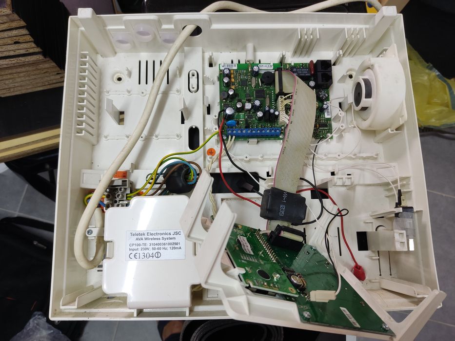 central de alarme teletek ava 2