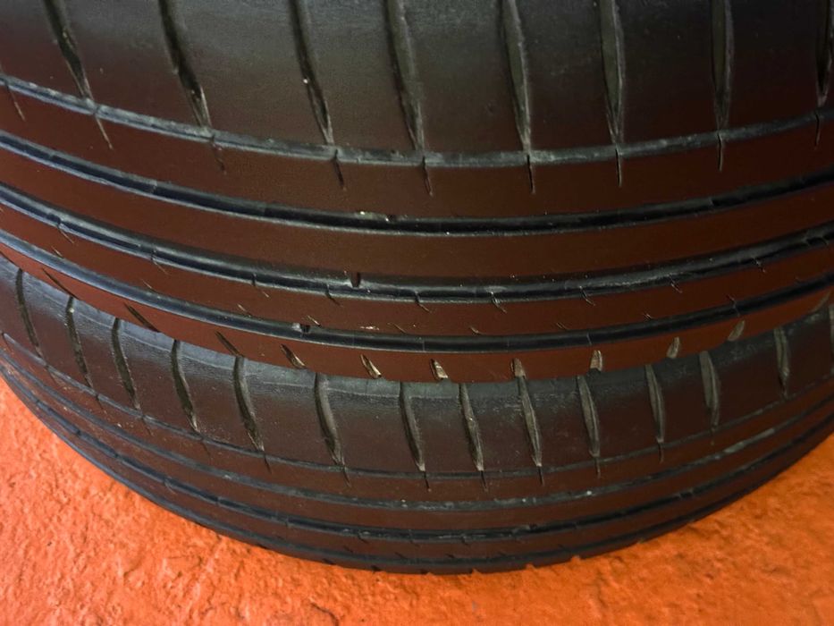 Pneus Michelin Pilot Sport 4 - 225/45/19 - Muito bons