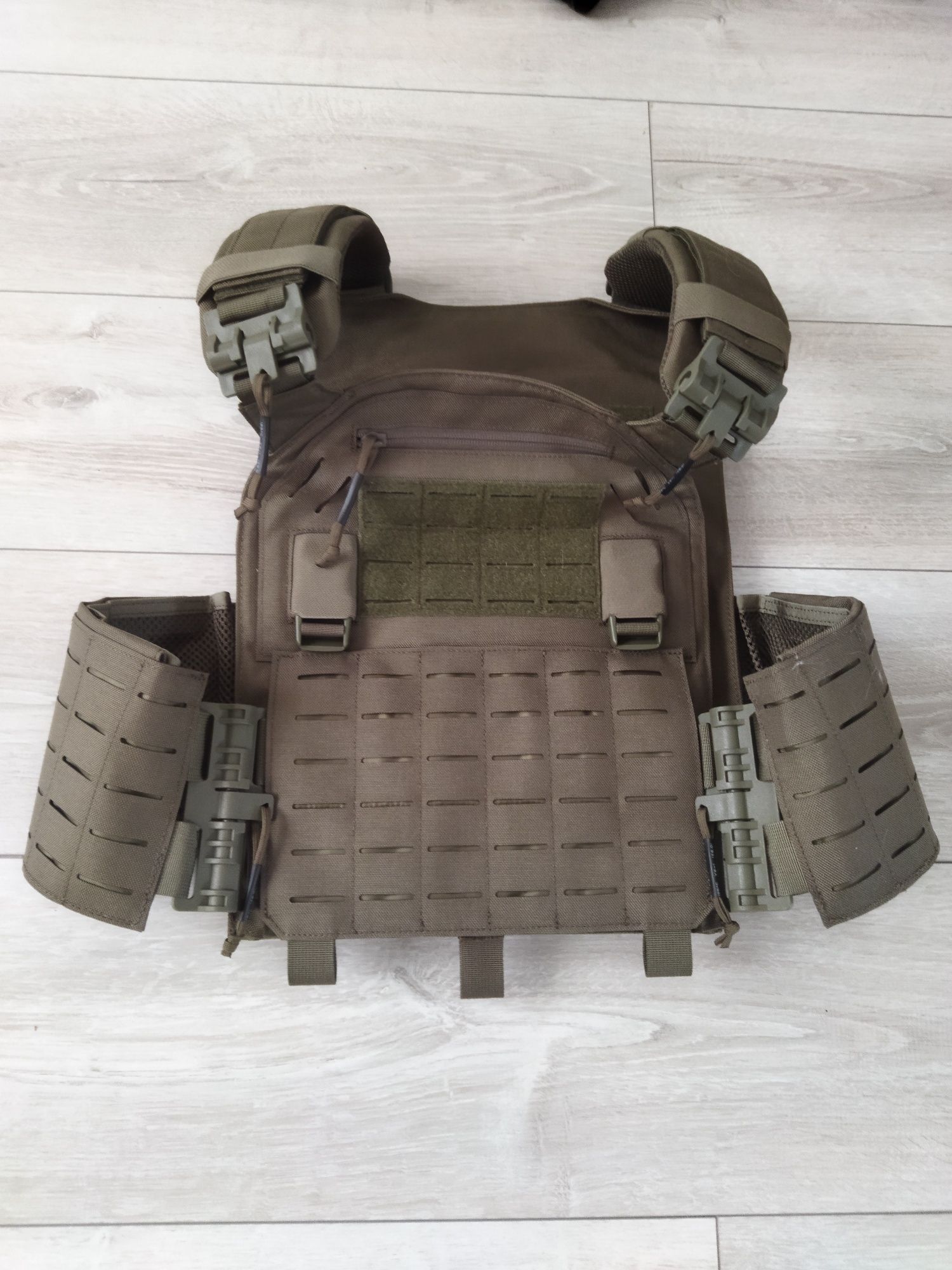 Kamizelka taktyczna 1000D nylon ranger green