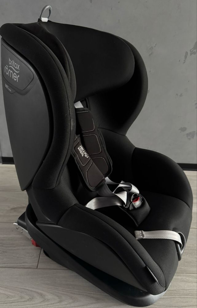 Britax Romer Trifix2 i-Size