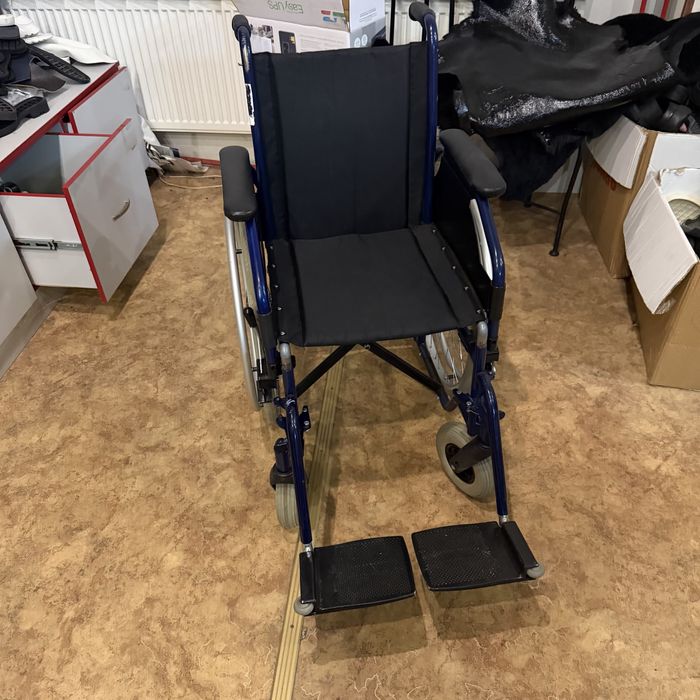 Кресло инвалидное