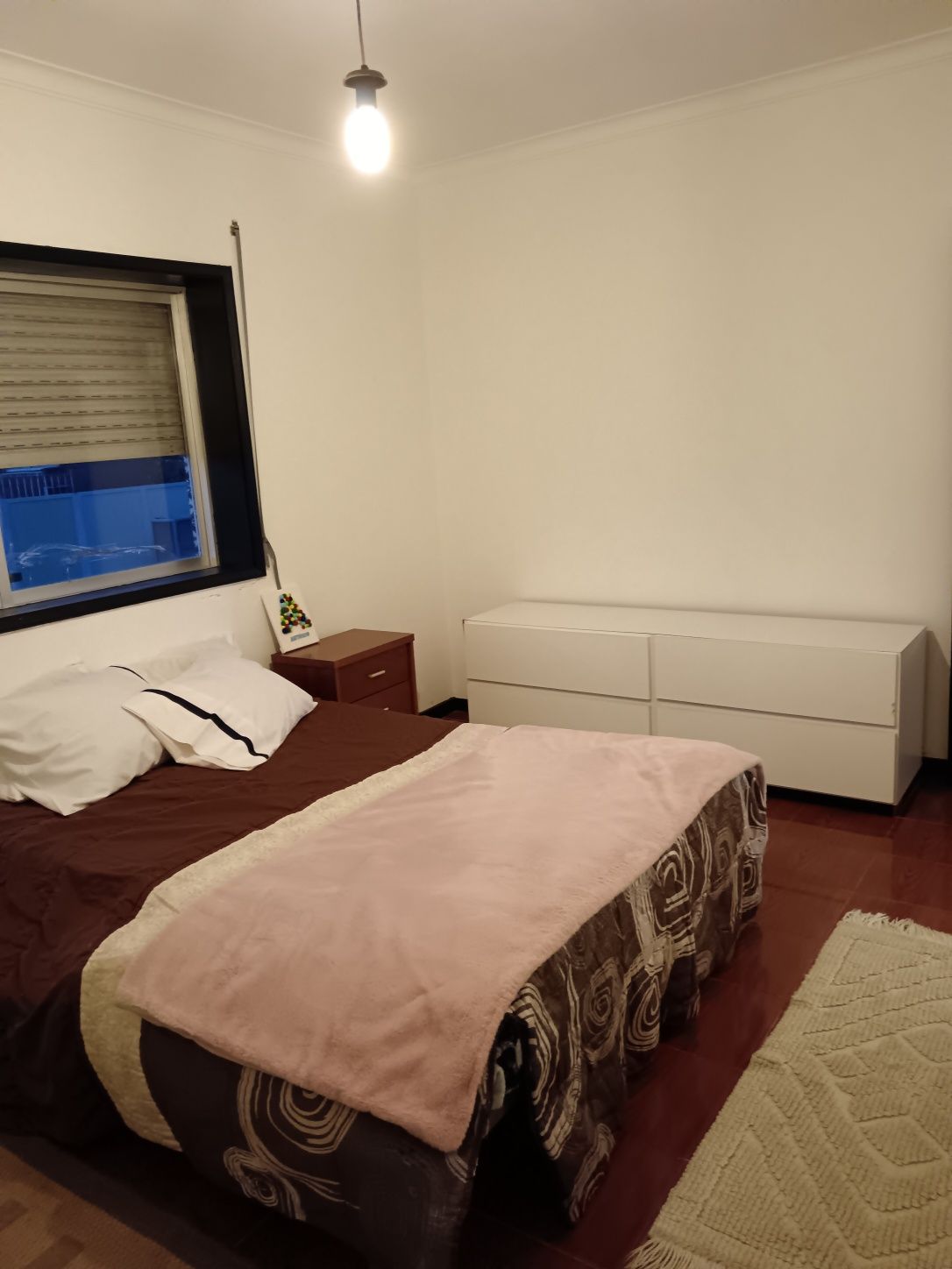 Quarto para arrendamento mensal