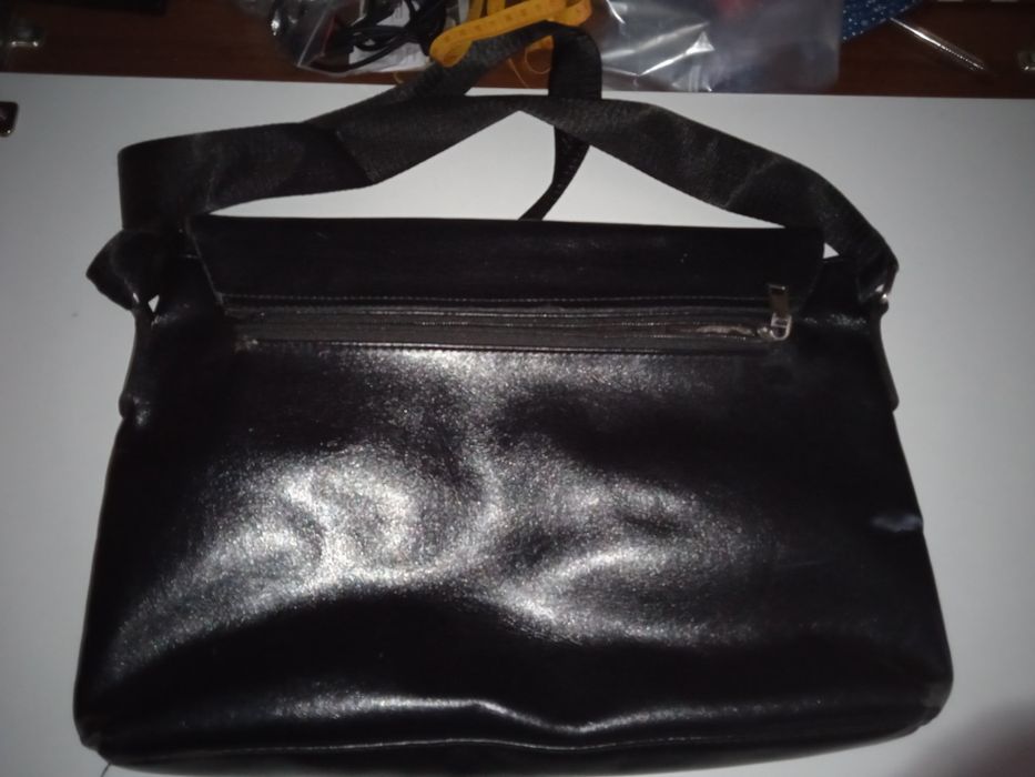 Барсетка чоловіча екошкіра чорна