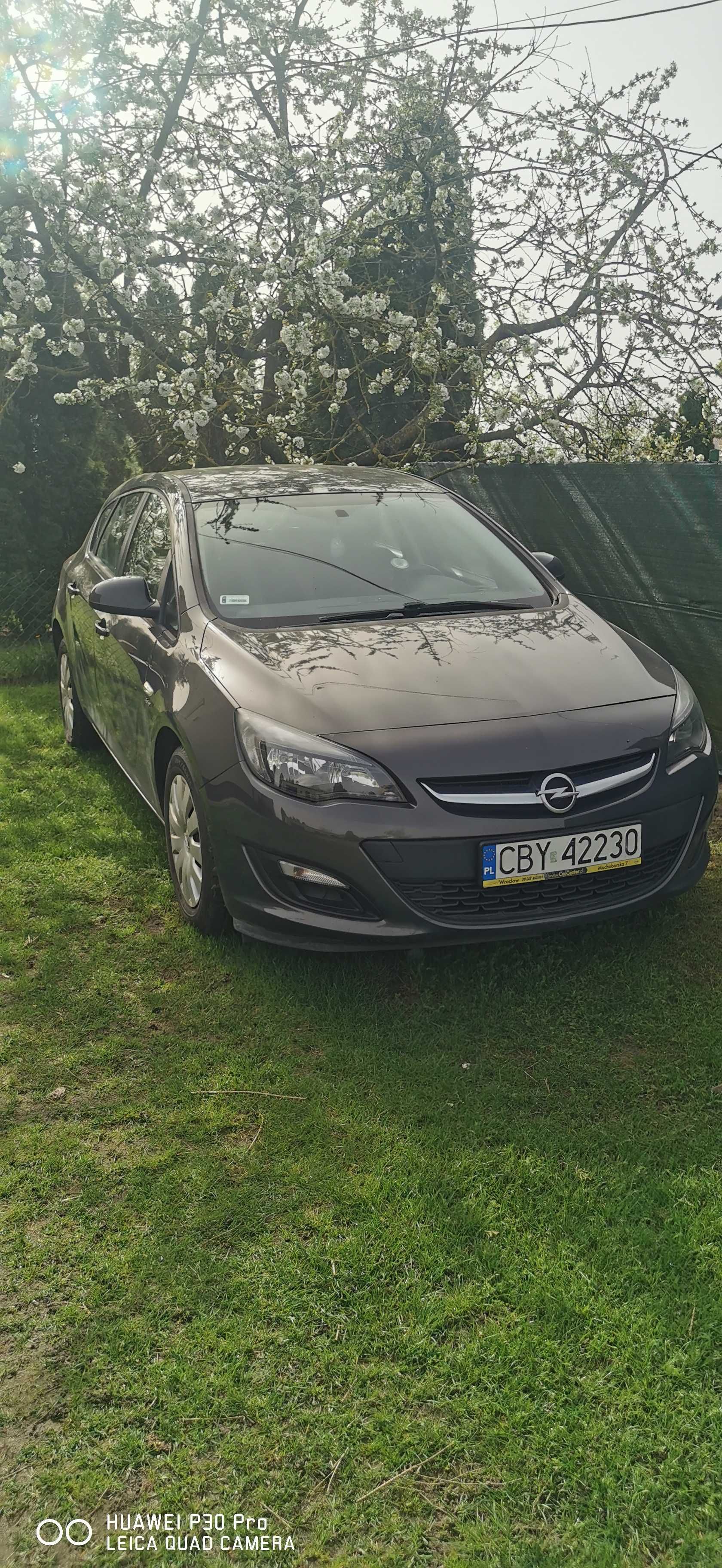 Opel Astra j 2014