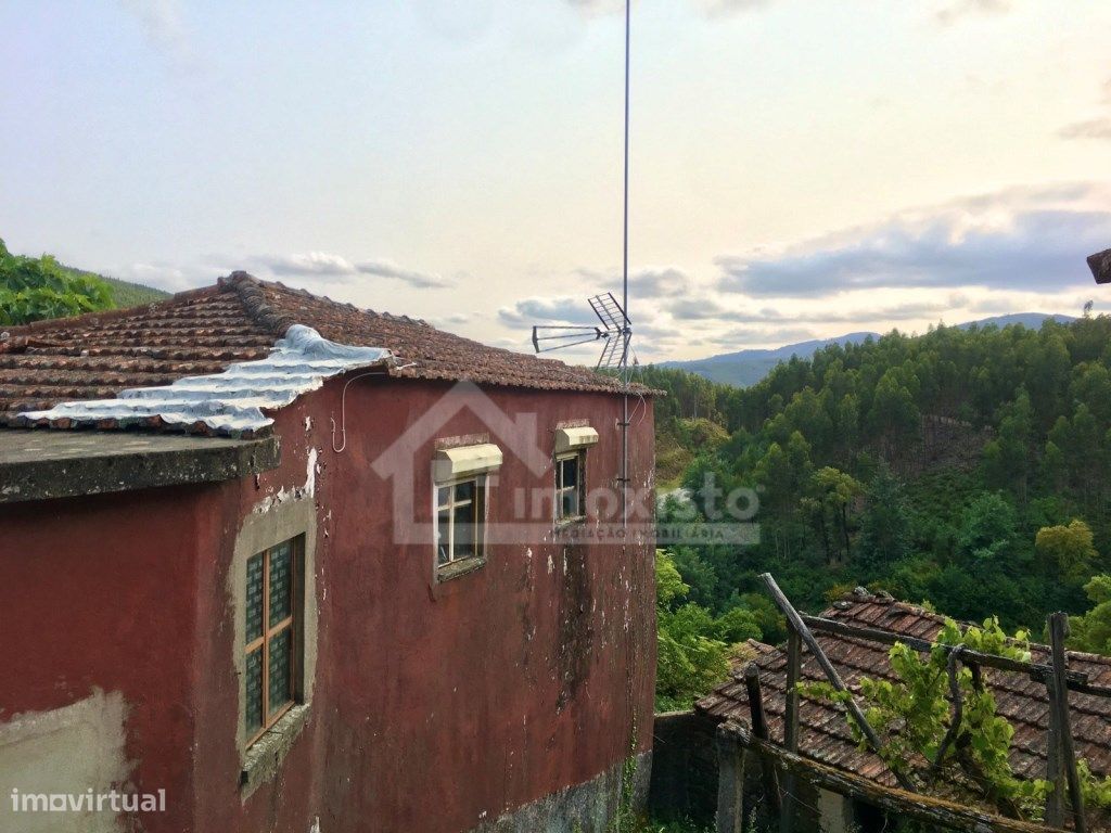 Casa de Campo T3 em Figueiró dos Vinhos