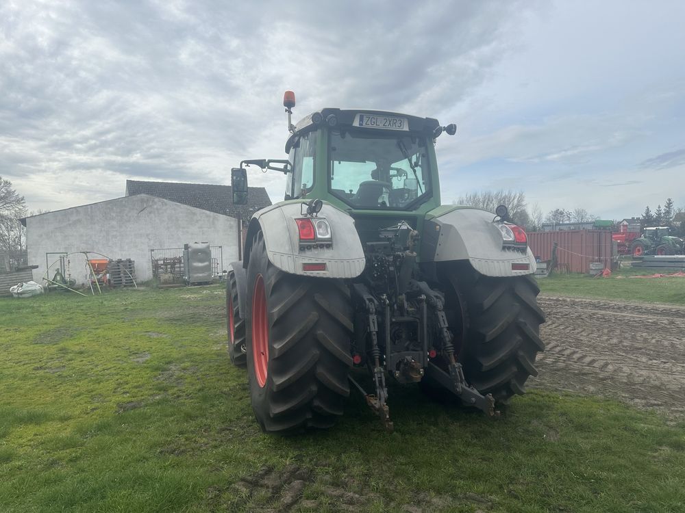 Fendt 824 SCR  Vario Profi Plus.