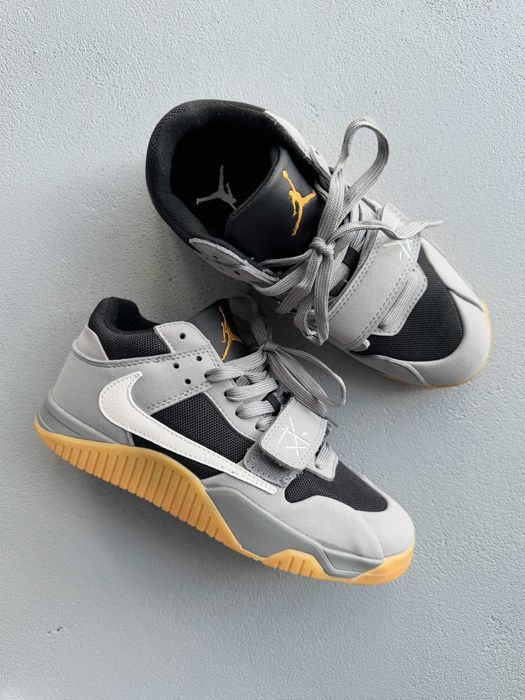 Чоловічі Кросівки Nike Air Jordan x Travis Scott Jumpman Jack 40-45