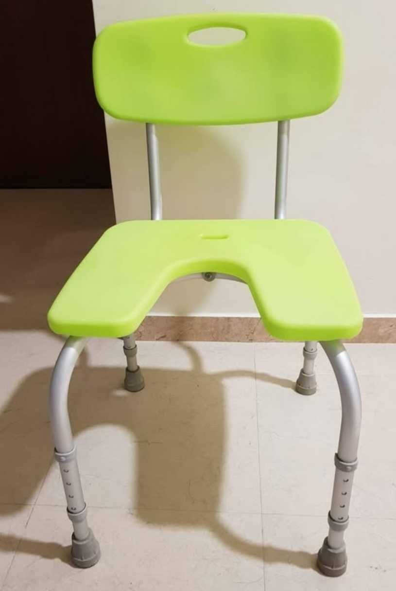 Cama Articulada Eléctrica Geriátrica + Cadeira para Banho/Duche