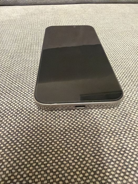 Iphone 16 pro max como novo