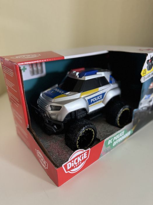 Поліцейська машинка позашляховик на пульті управління від Dickie Toys