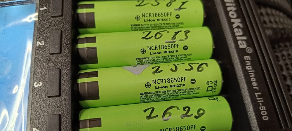 Акумулятор Panasonic NCR 18650PF 2700 mAh, 3,7В, 10А