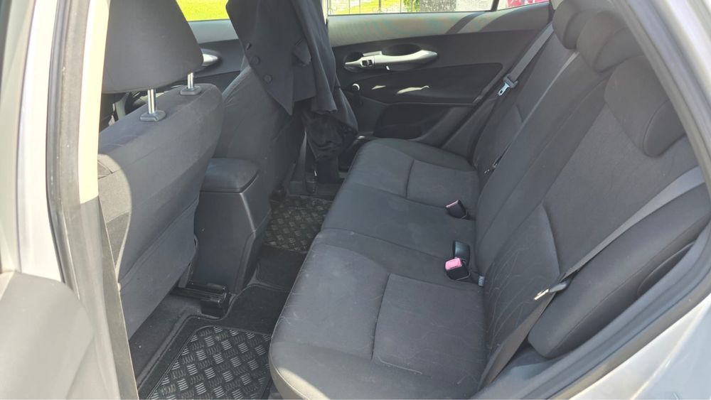 Vendo Toyota Auris