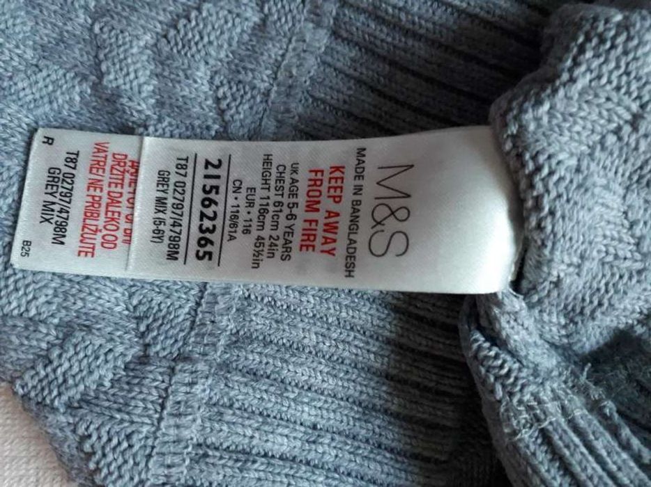 Elegancki sweter sweterek Marks&Spencer M&S r. 116 jak nowy