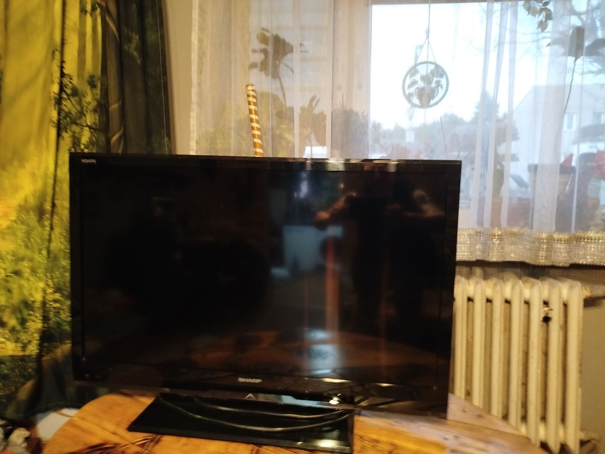 Telewizor Sharp  LCD COLOUR TV MODEL

LC-32LE244E

220-
