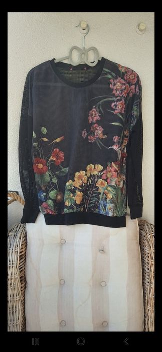 Bluzka w kwiatki w stylu Desigual