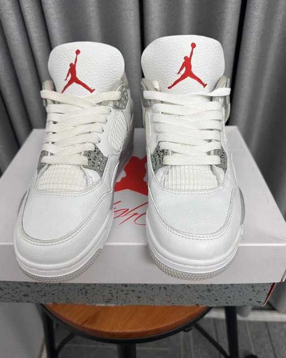Buty meskie Mokasyny Jordan_4_Retro R.38