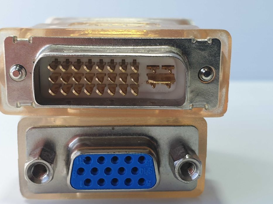 адаптер VGA TO   DVI-I (Dual Link) 24+5