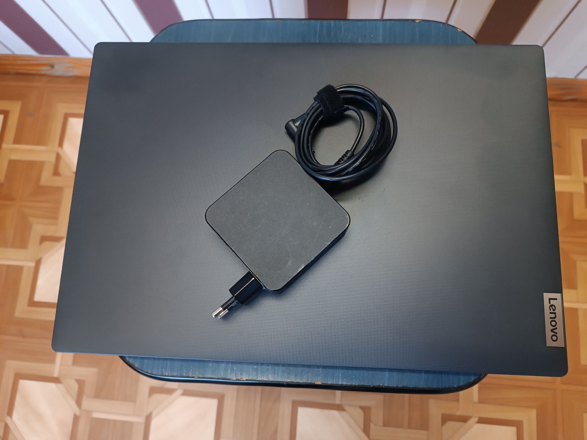 Ноутбук Lenovo IdeaPad 3 15IML05

Характеристики 

 •Діаг