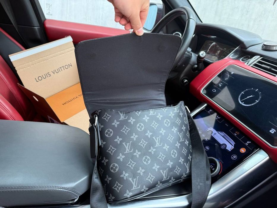 Мужская сумка  Louis Vuitton District чоловіча сумка кроссбоді