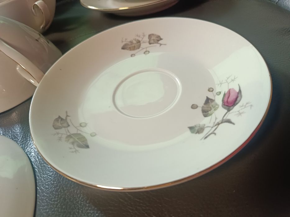 Chodzież zestaw bulionówka i talerzyk 6 sztuk