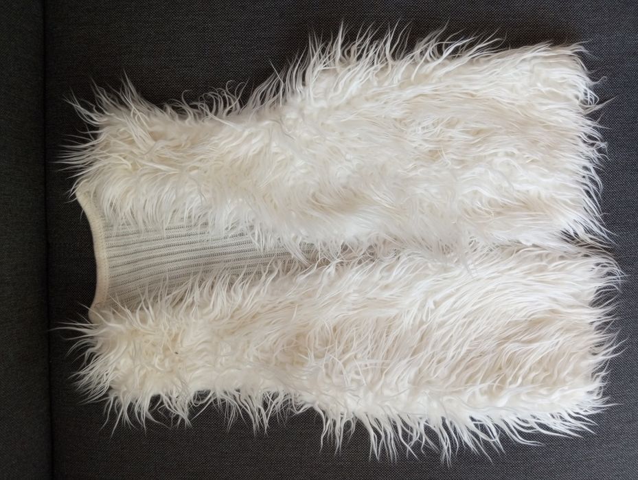 Biała kamizelka z futerkiem claire's