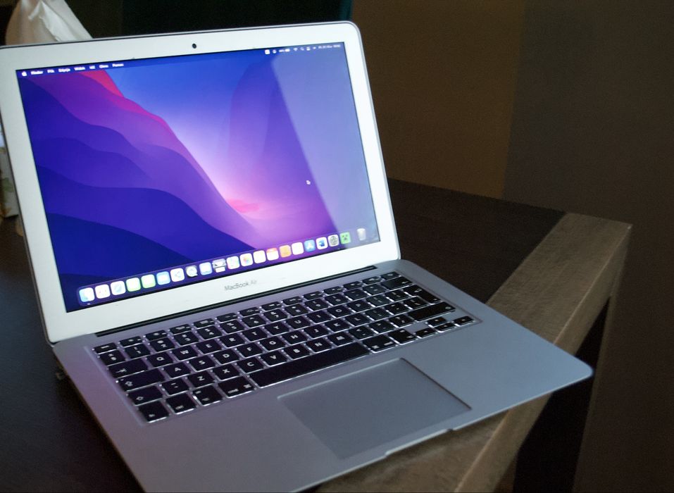 Apple MacBook Air (2017)