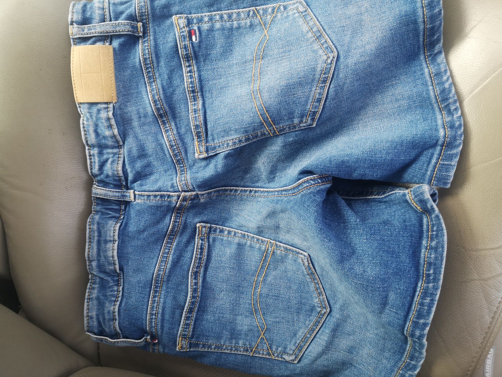 Spodenki Tommy hilfiger 164 cm