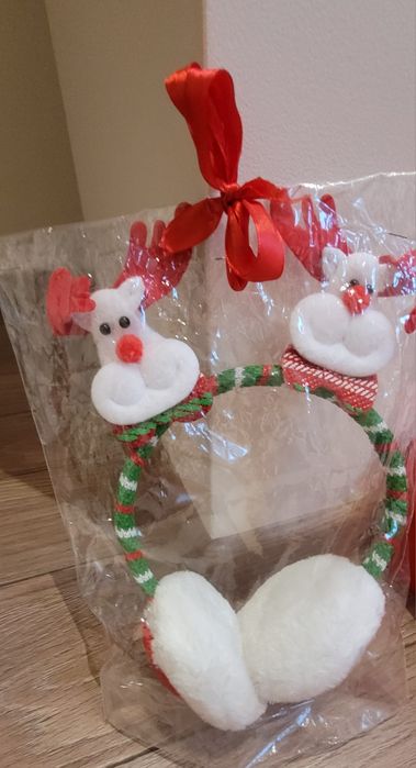 Słuchawki świąteczne dla dziecka. z Mikołajem, nauszniki. NOWE