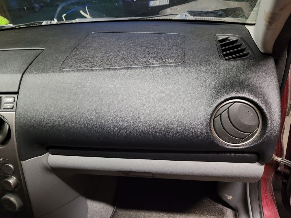 Deska rozdzielcza kokpit pulpit konsola Mazda 6 GG GY europa