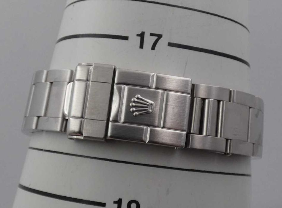 Rolex Explorer 114270 - 2005 rok