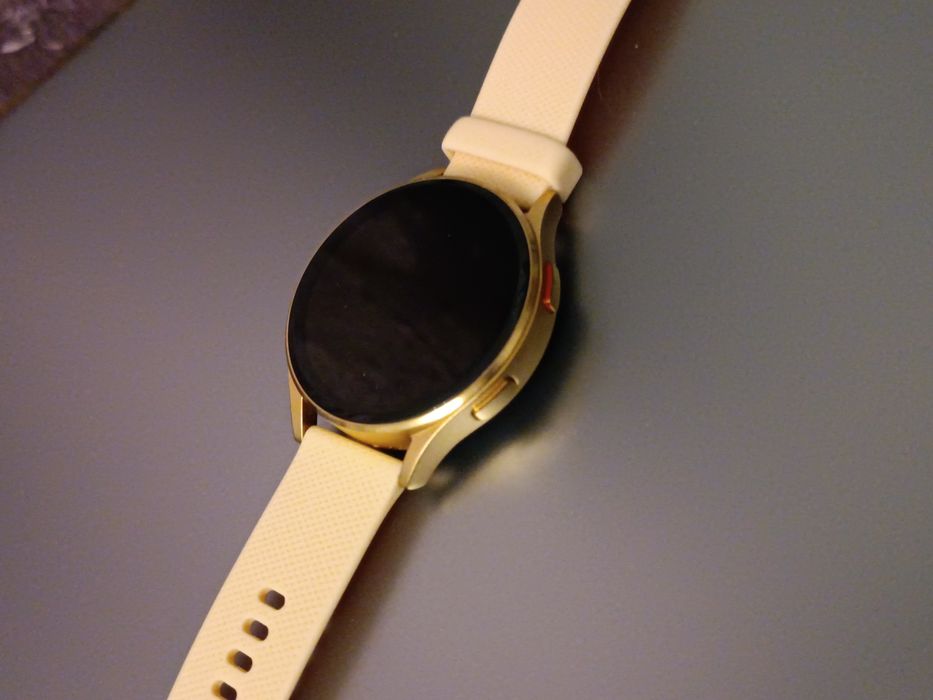 Smartwatch damski - jak nowy!