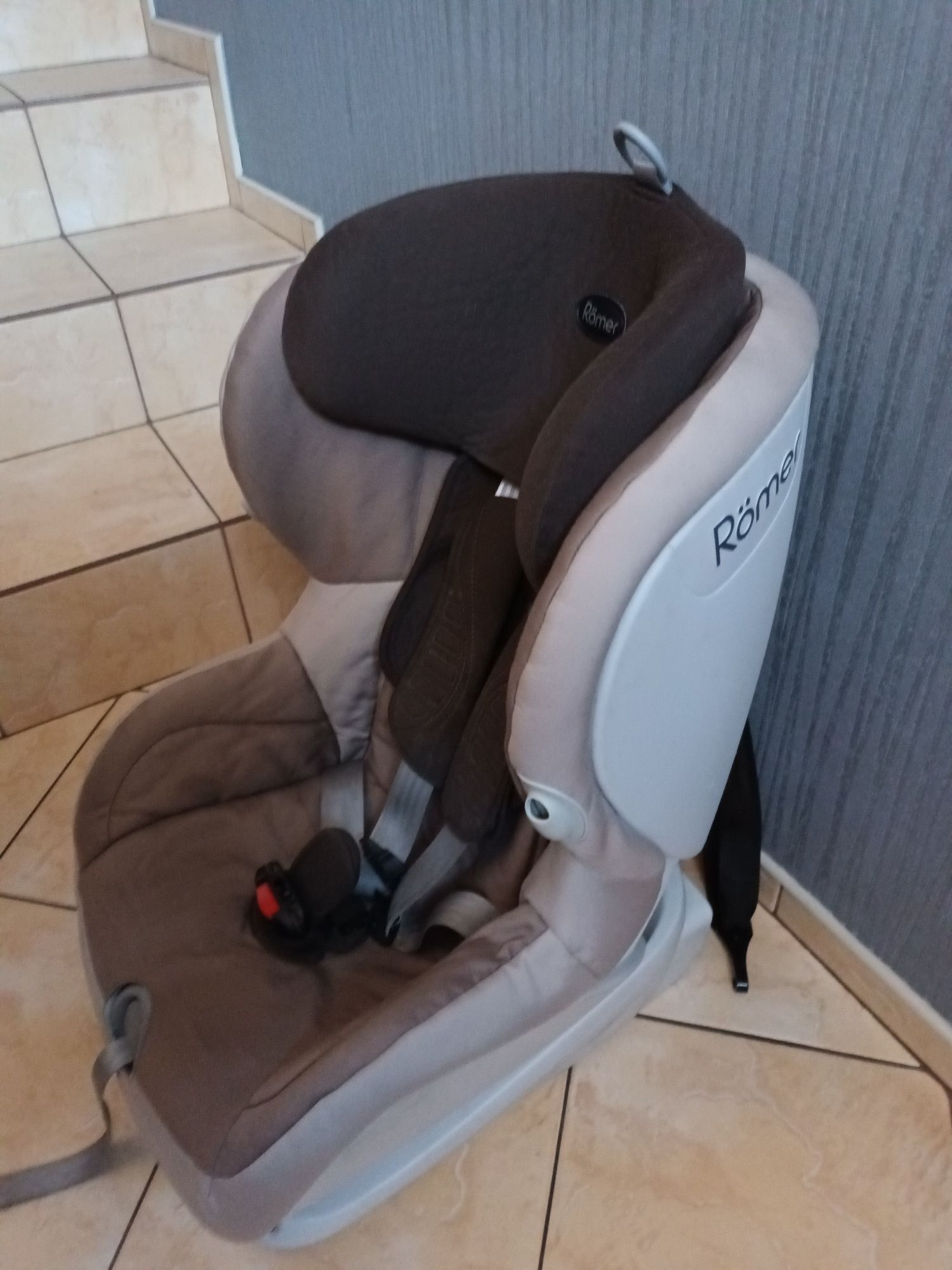 Fotelik samochodowy Romer ISOFIX