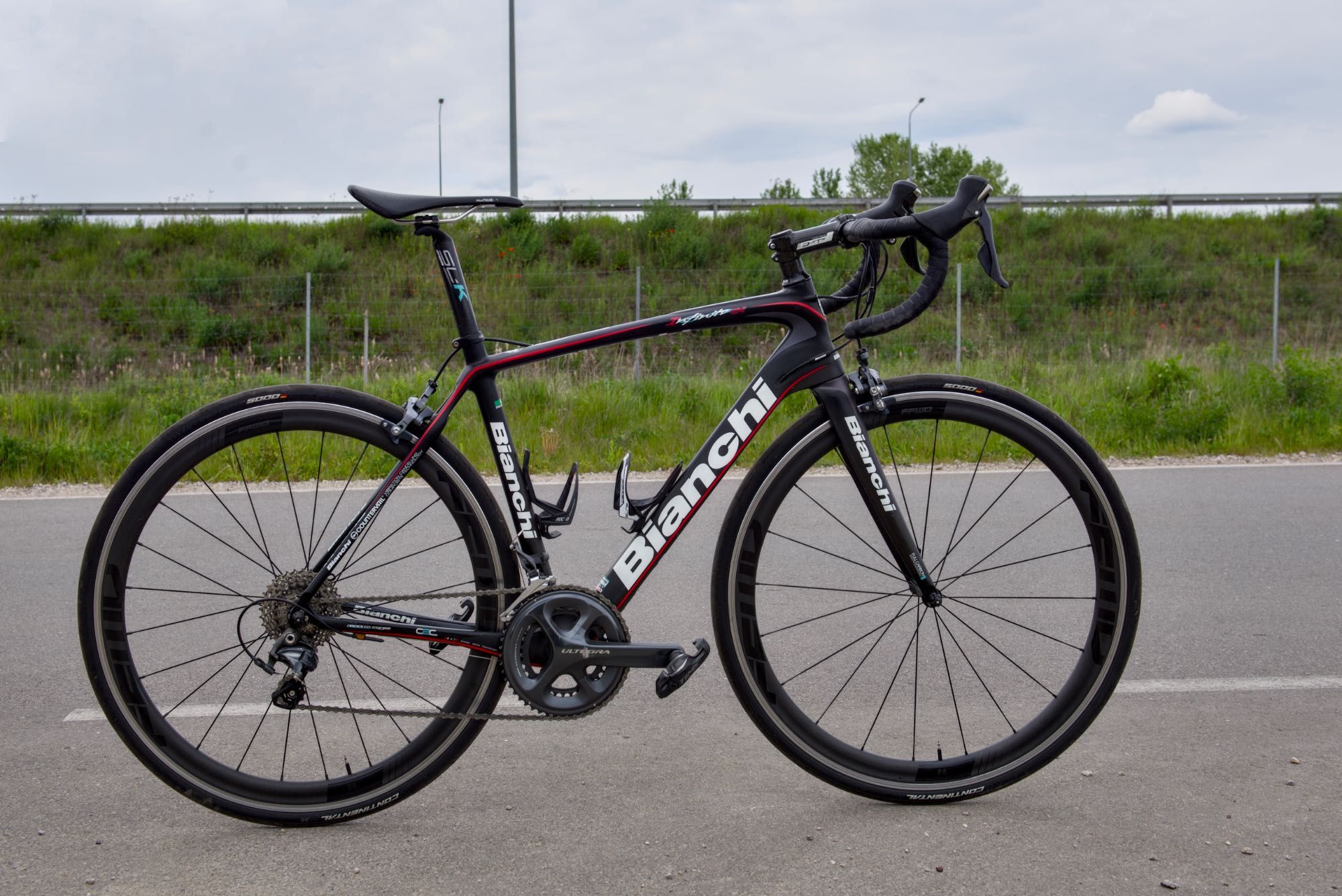 Rower szosowy Bianchi Infinito CV C2C Ultegra 2x11 53 cm
