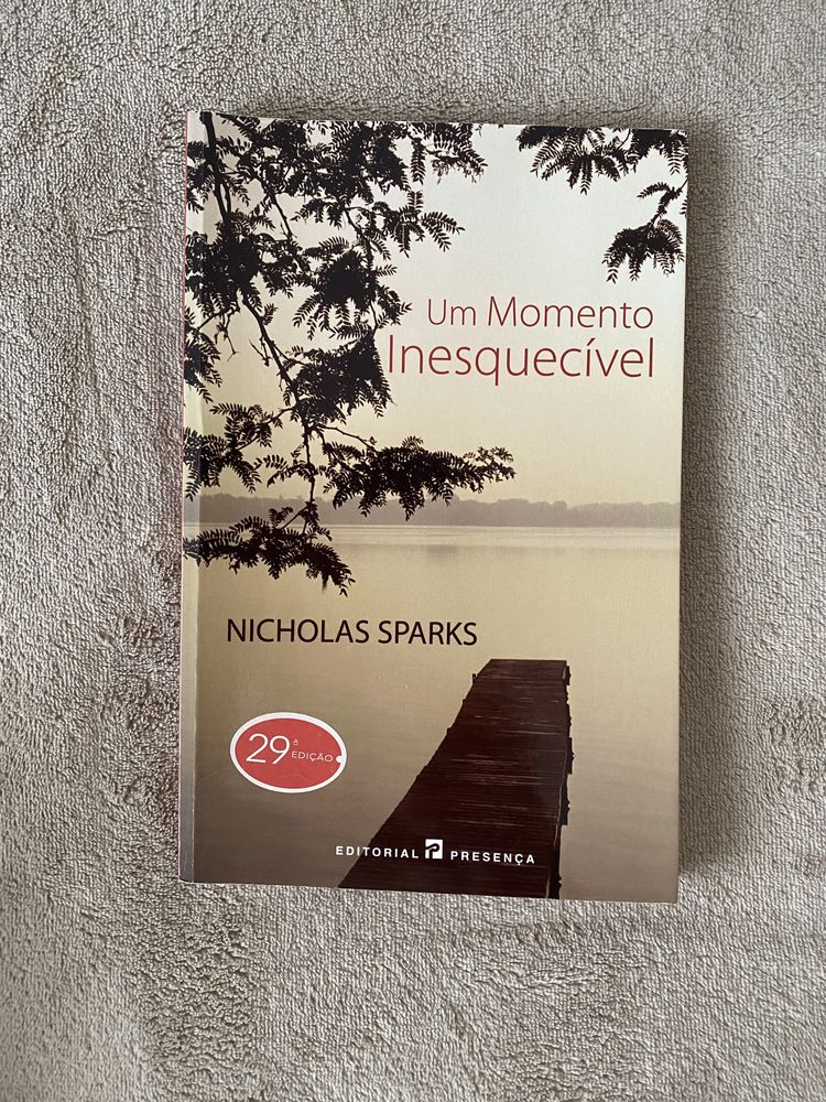 Livro Um Momento Inesquecível Nicholas Sparkes