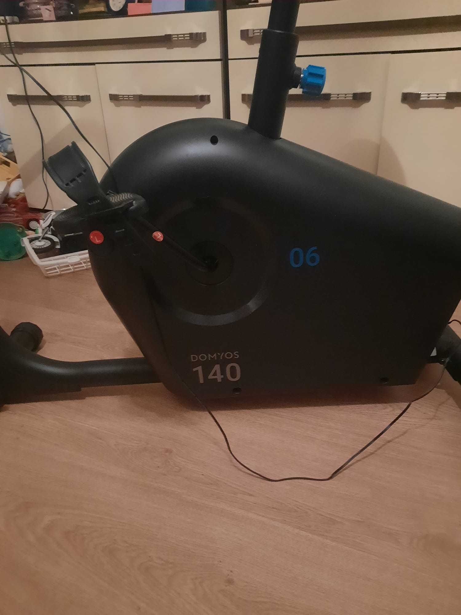 Bicicleta estática Domyos 140 06